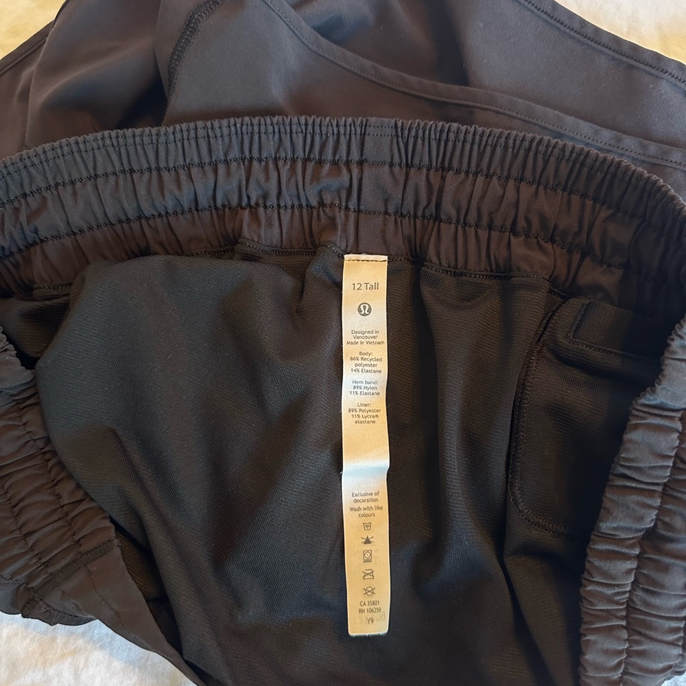 Lululemon - Picture 7 of 8